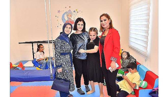 Sare Davutoğlu Mola Evi'ni çok beğendi