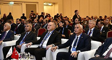 Ticaret hacmini ve yatırım düzeyini artırmalıyız