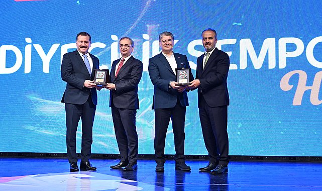 TOGG CEO’su Gürcan Karakaş: “4 teker üzerinde giden bilgisayar yaptık”
