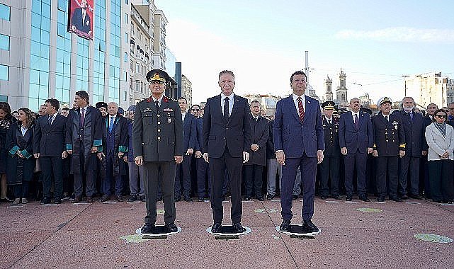 Ulu Önder Mustafa Kemal Atatürk, Taksim'de anıldı