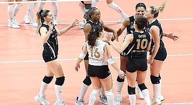VakıfBank, PTT'ye de set vermedi
