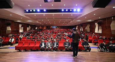 YKS Sınavına Hazırlanan Öğrencilere Motivasyon Semineri