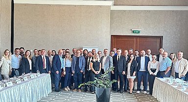 Aksigorta, 10 Bölgede 2.000'i Aşkın Acentesiyle Buluştu