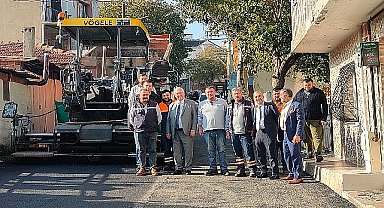Asfalt ekipleri Umut'ta