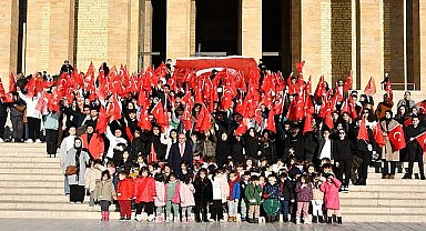 Başkan Altınok Anıtkabir'i ziyaret etti 