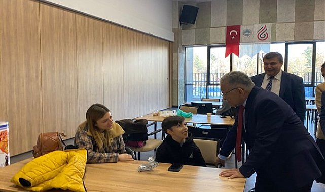 Başkan Büyükkılıç'tan Engelsiz Yaşam Merkezi’ne ziyaret
