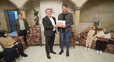 Başkan Savran'dan gönüllü gençlere tebrik