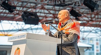 Başkan Soyer'e Seferihisar'da sevgi seli