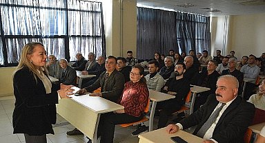 Bitkilerin Profesörü Prof. Dr. Aysun Bay Karabulut, EÜ İletişim'e konuk oldu