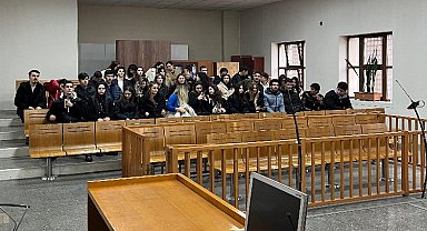 Bursa Adliyesi'nde meslek seçimi etkinliği