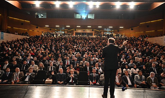 Bursa'da ‘Gün Doğmadan’ tiyatro oyunu sahnelendi