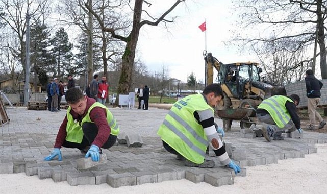 Bursa İnegöl'de Karahasanlar parke taşa kavuştu