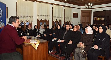 Bursa Yıldırım gençliğinden 'Fikir Kulübü'