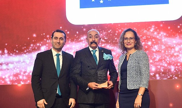 Bursa'ya 'yalın belediyecilik' ödülü