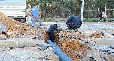  Büyükşehir Belediyesi Namık Kemal Bulvarı asfaltını yeniliyor