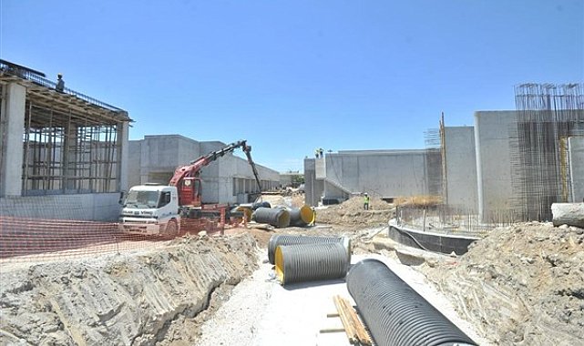 CHP Genel Başkanı ve Turizm Bakanı arasında