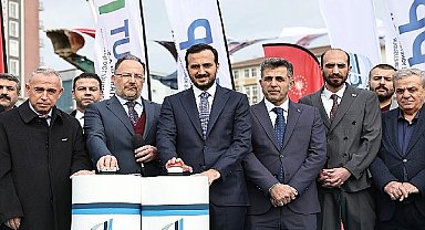 Cumhurbaşkanı Erdoğan'ın katıldığı canlı yayınla Bağcılar'da Asburçaklar Sitesi'nin temeli atıldı