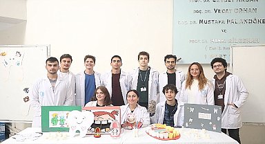 Deü'den down sendromlu gençlere ağız ve diş sağlığı eğitimi