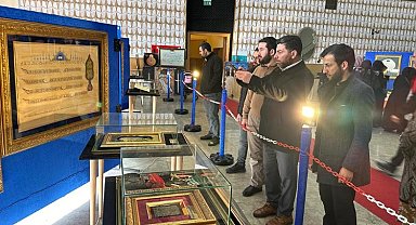 Dilovası'nda kutsal emanetlere büyük ilgi