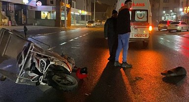 Düzce'de otomobille motosiklet çarpıştı: 2 yaralı