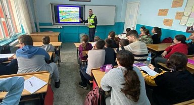 Edirne İpsala'da öğrencilere trafik eğitimi