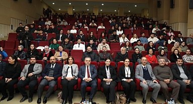 ERÜ'den 'Türkiye Yüzyılı'nda yapı' paneli