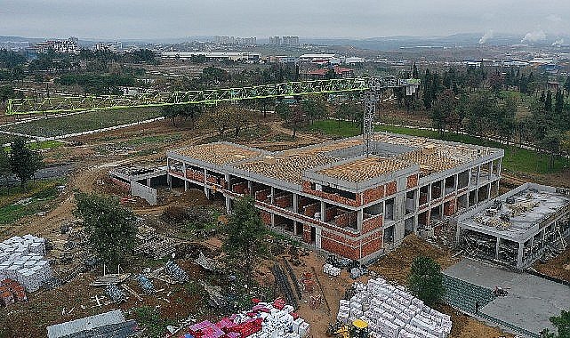 Gebze Engelsiz Yaşam Merkezinde çatı imalatı