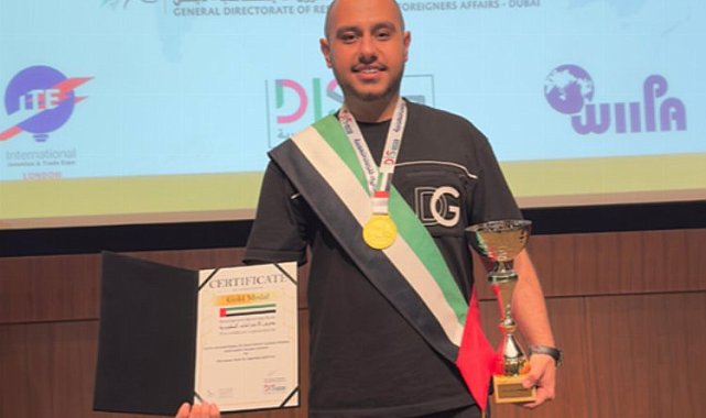 Girişimci Sepeher Moosavi'ye Dubai'den altın madalya