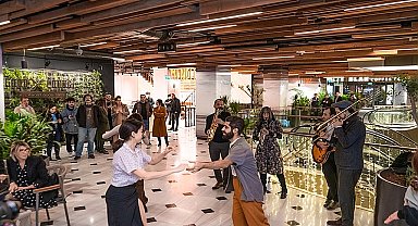 Grand Pera yılın son haftasında eğlence ve müziğe davet ediyor