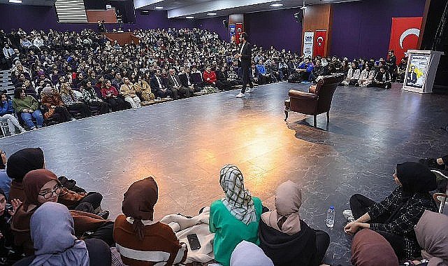 Gri Koç Canik'te Öğrencilerle Buluştu