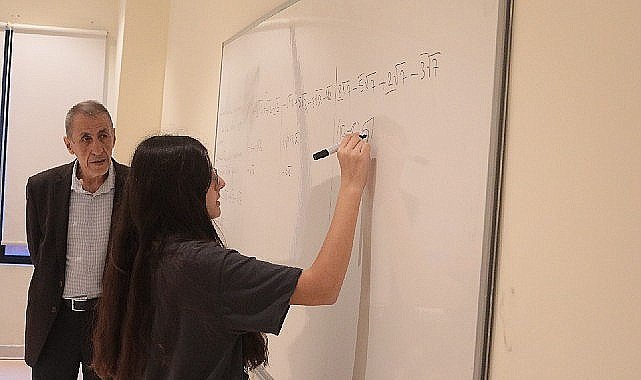 İBB'den atanamayan öğretmenlere destek
