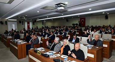 İzmir Karabağlar'da sel mağdurlarına nakdi yardım