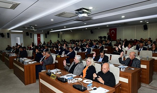 İzmir Karabağlar'da sel mağdurlarına nakdi yardım