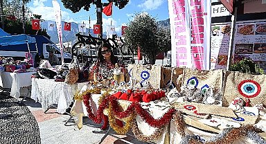 Kemer'de yılın son “Üreten ev hanımları kermesi