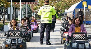 Konya Selçuklu'da bilinçli nesiller yetiştiriliyor