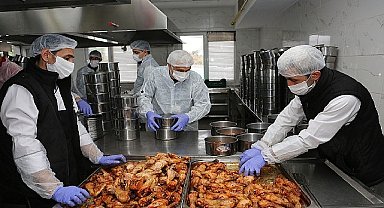 Küçükçekmece belediyesi'nden örnek dayanışma 