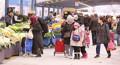 Küçükçekmece'ye yepyeni bir pazar alanı daha 