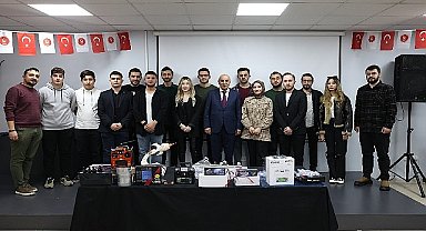 Milli teknolojinin geliştirilmesi için keçiören belediyesinden öğrencilere destek 