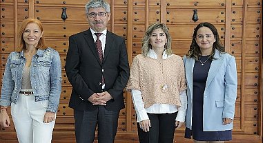 Muğla Sıtkı Koçman Üniversitesi ile imzalanan protokol kapsamında Gelecek Turizmde, üniversitenin sürdürülebilir kampüs olmasına ve gönüllülüğün gelişmesine katkı sağlayacak
