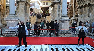  Piyano sihirbazları yeniden Antalya'da