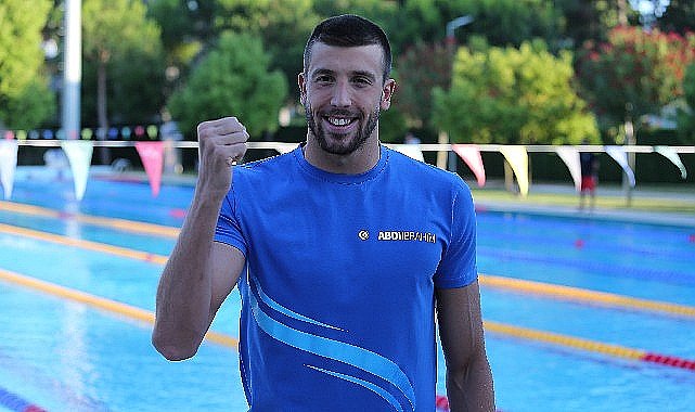 Rekortmen milli yüzücümüz Emre Sakcı Avrupa 3'üncüsü oldu