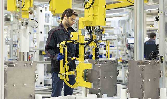 Symbio, ilk dev fabrika SymphonHy’nin açılışını yaptı