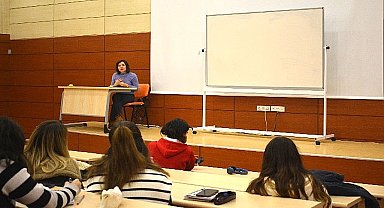 Taner, “Yapay zekâ sadece gazeteciliği değil, birçok mesleği değiştirdi