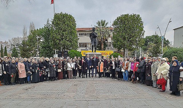 Türk Kadınına Seçme ve Seçilme Hakkı verilişinin 89. Yılı Gölcük'te kutlandı