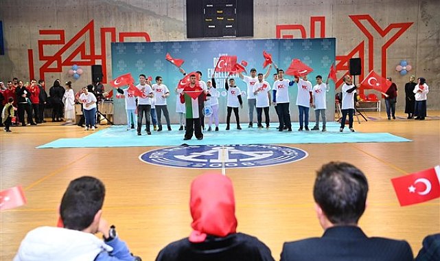 Tuzla’da özel çocuklar 3 Aralık Dünya Engelliler Günü kapsamında yeteneklerini sergiledi