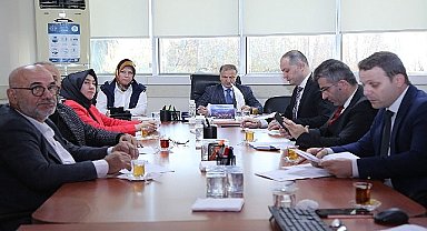 Yılbaşında eğlence merkezleri 03.30'a kadar açık