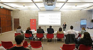 Akbank Düşünce Kulübü Gençlerin Yenilikçi Fikirlerini Ödüllendiriyor