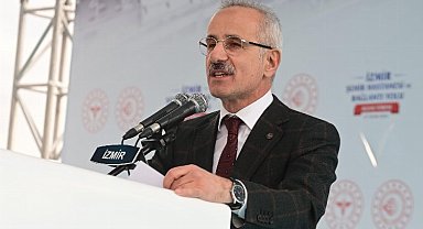 Bakan Uraloğlu'ndan İzmir'e 'hızlı tren' mesajı