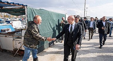 Balıkçılardan Başkan Soyer'e Körfez temizliği teşekkürü