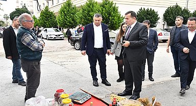 Başkan Abdullah Özyiğit, Pirireis Mahallesi'nde vatandaşlarla buluştu